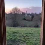 Hébergement de vacances De La Giroterie, Maison à La Campagne Au Calme, Vue Sur La Vallée *